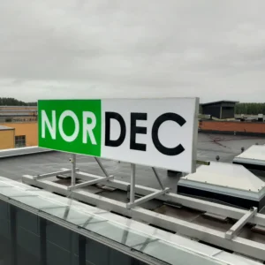Laatikkovalomainos, Nordec Oy