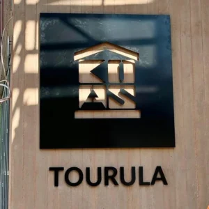 Koas Tourula irtokirjainmainos